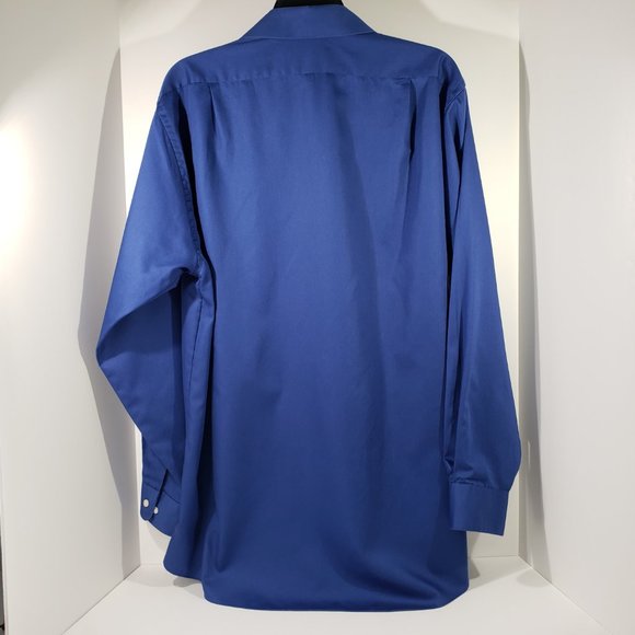 Van Heusen Men's Dress Shirts Regular Fit Lux Sateen Stretch Solid - Picture 2 of 3